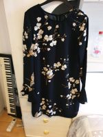 Kleid gr S  schwarz  mit Blumen Hannover - Linden-Limmer Vorschau