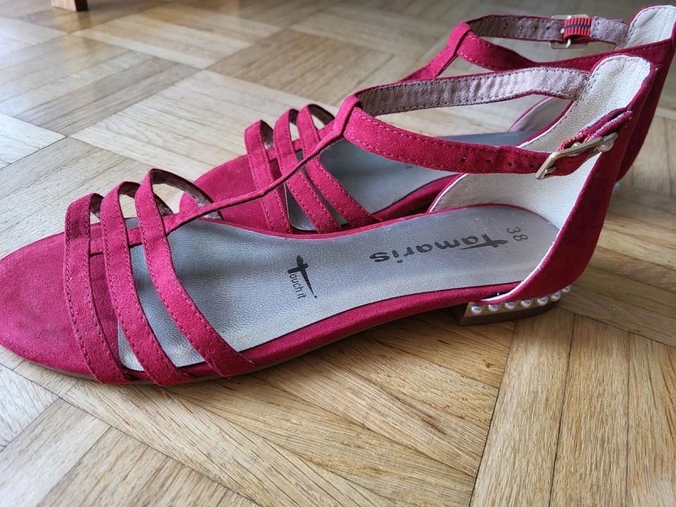 Damen Schuhe von Tamaris, rot, Größe 38, NEU in Bischofswiesen