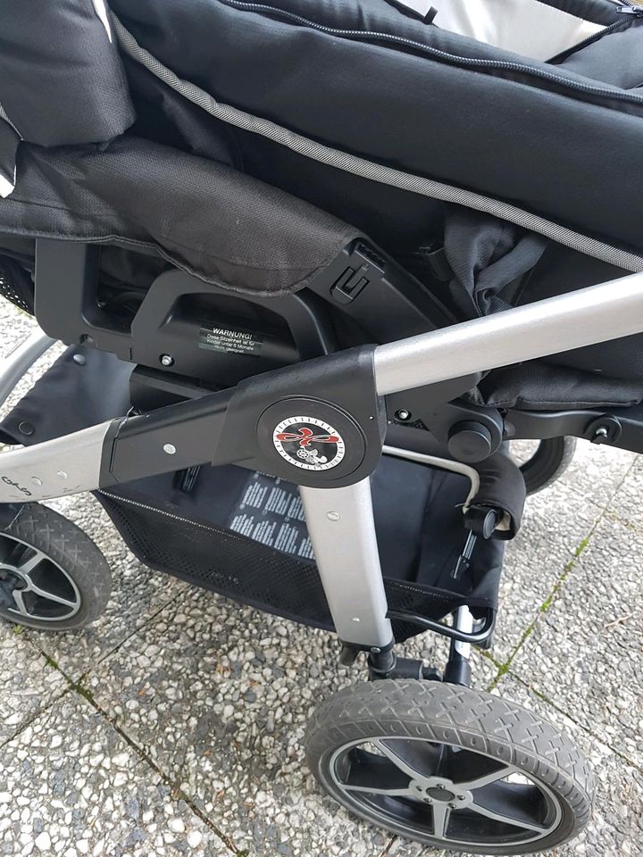 Kinderwagen Hartan Racer GT in Eisingen