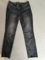 Jeans von Street One Größe 32/28 schwarz/grau Hessen - Hanau Vorschau