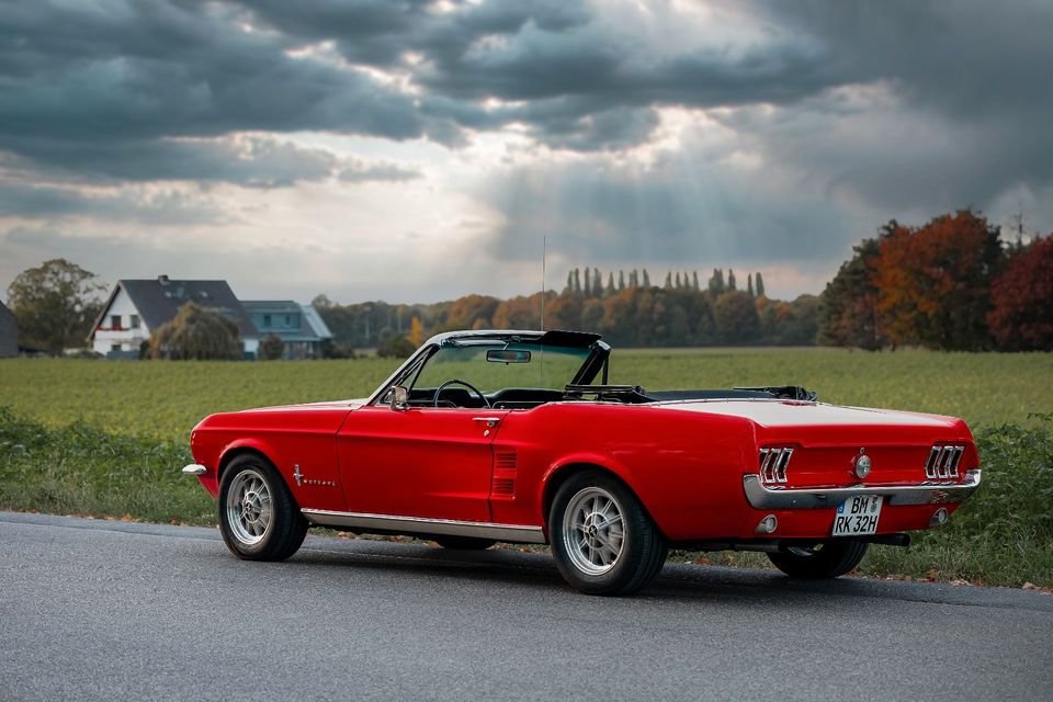 Ford Mustang Cabrio Oldtimer 1967 mieten / Hochzeit / Geschenk Gutschein / Mustang mieten in Pulheim