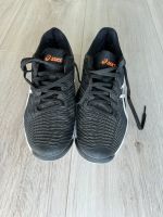 Tennis Teppichschuhe, Tennishallenschuhe, asics, Größe 40,5 Niedersachsen - Langenhagen Vorschau