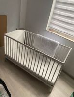 IKEA Smagorra Babybett Weiss inkl. Matratze und Decke Hessen - Obertshausen Vorschau