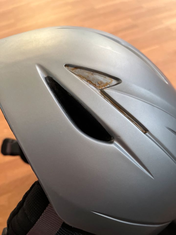 Skihelm Giro G10 anthrazit Größe M - 55-59 cm in Essen