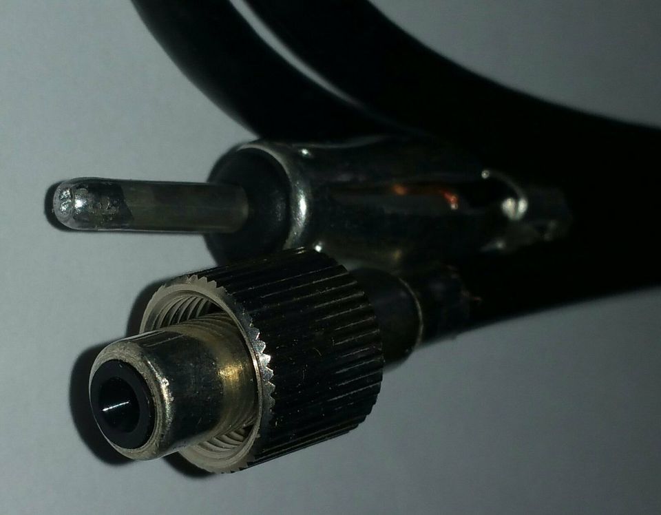 Universal KFZ Radio Adapter Kabel DIN / ISO Autoradio Anschluß in Hessen -  Weiterstadt, Auto Hifi & Navigation Anzeigen