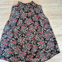 Top mit Rosen  C&A / clockhouse Gr. 40 inkl. Versand Nordrhein-Westfalen - Neuss Vorschau