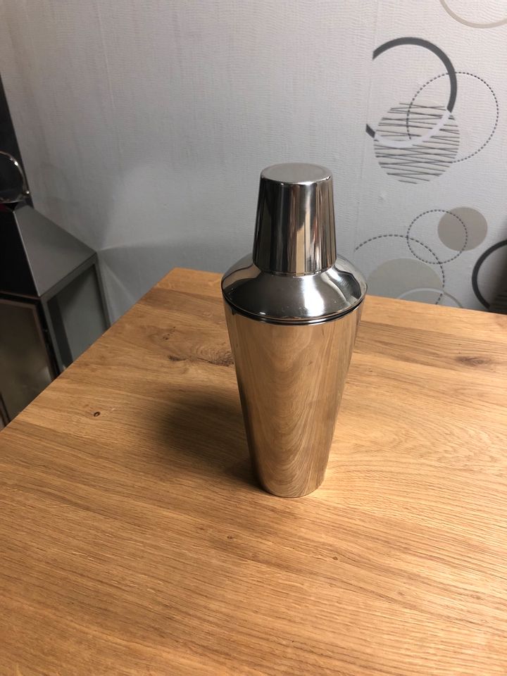 Edelstahl Cocktail Shaker, Cocktail Mixer 750 ml in Niederzier