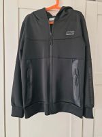 Jungen Softshelljacke ganz dünn Gr. 146/152 super Zustand Nordrhein-Westfalen - Bad Lippspringe Vorschau