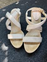 Sandalen mit Keilabsatz Baden-Württemberg - Löffingen Vorschau