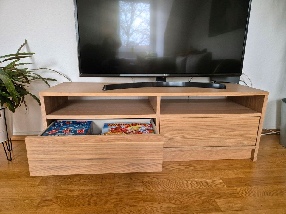 Ikea BENNO TV-Bank/Sideboard, Eichenfurnier weiß lasiert in Rastede