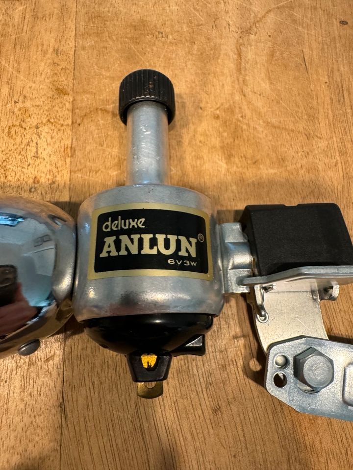 Retro Original neu Dynamo Deluxe Anlun mit Lampe rechtsschließend in Grevenbroich