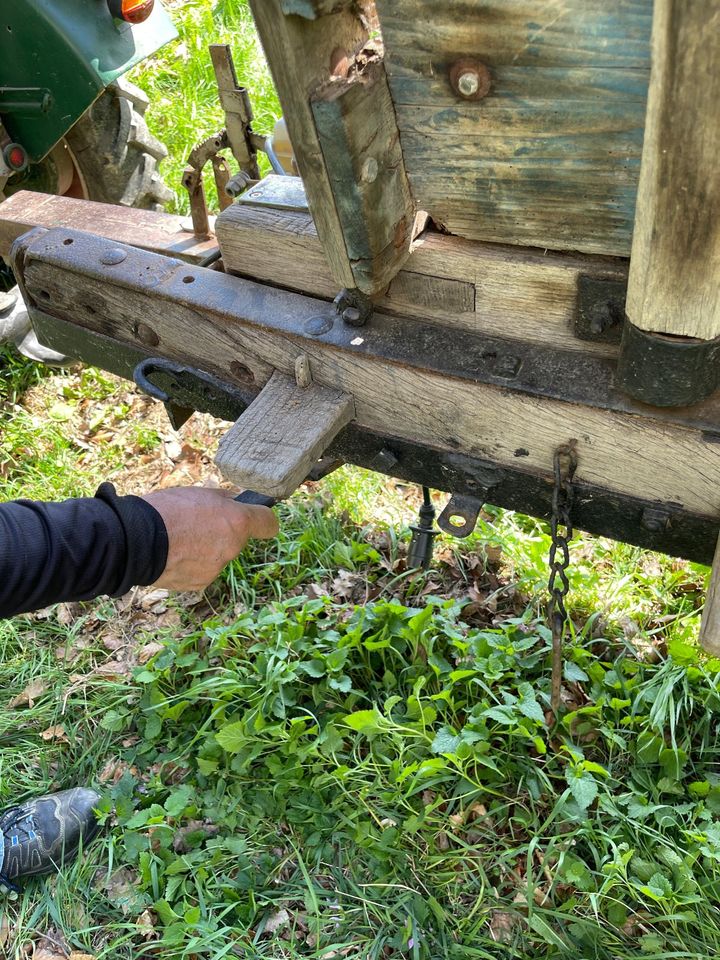 Einachs Anhänger Karre 1,5t Aufladung ANTIK kippbar TOP in Grafschaft