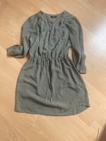 Graues Kleid von Colluseum Sachsen - Plauen Vorschau
