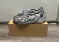 Yeezy Foam Runner MX Granit / Grau Mehrere Größen: 43 , 47 , 48,5 Kreis Pinneberg - Pinneberg Vorschau