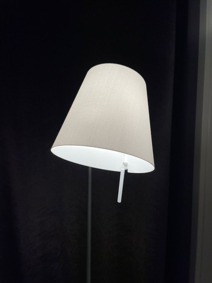 Leseleuchte Stehlampe ELANE von Serien Lighting NP 520 € in Berlin