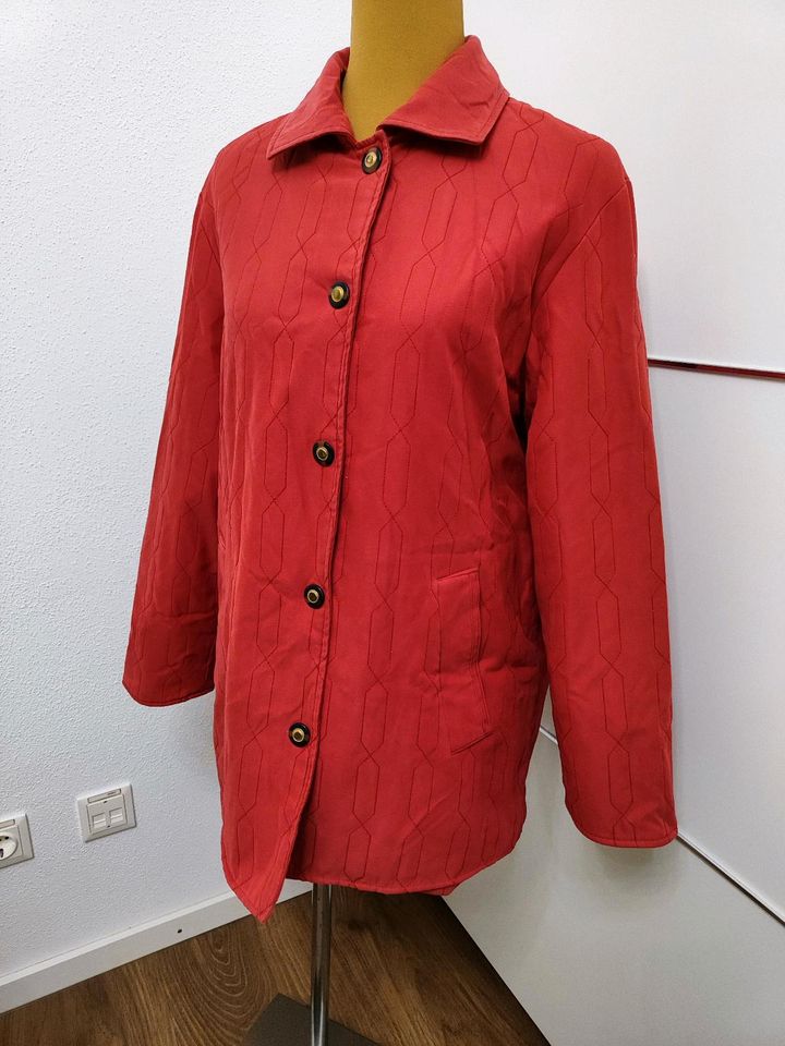 Damen Jacke rot Größe 40 L Übergangsjacke in Mainburg