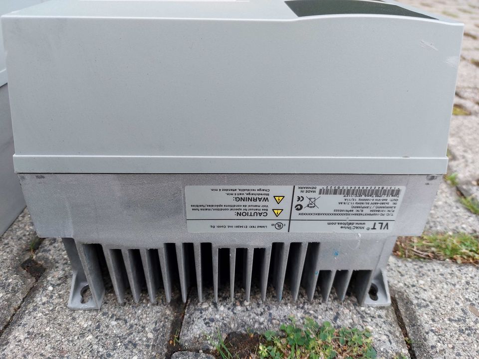 Danfoss FU 5,5 kW  400 V  zwei Stück in Oberhausen