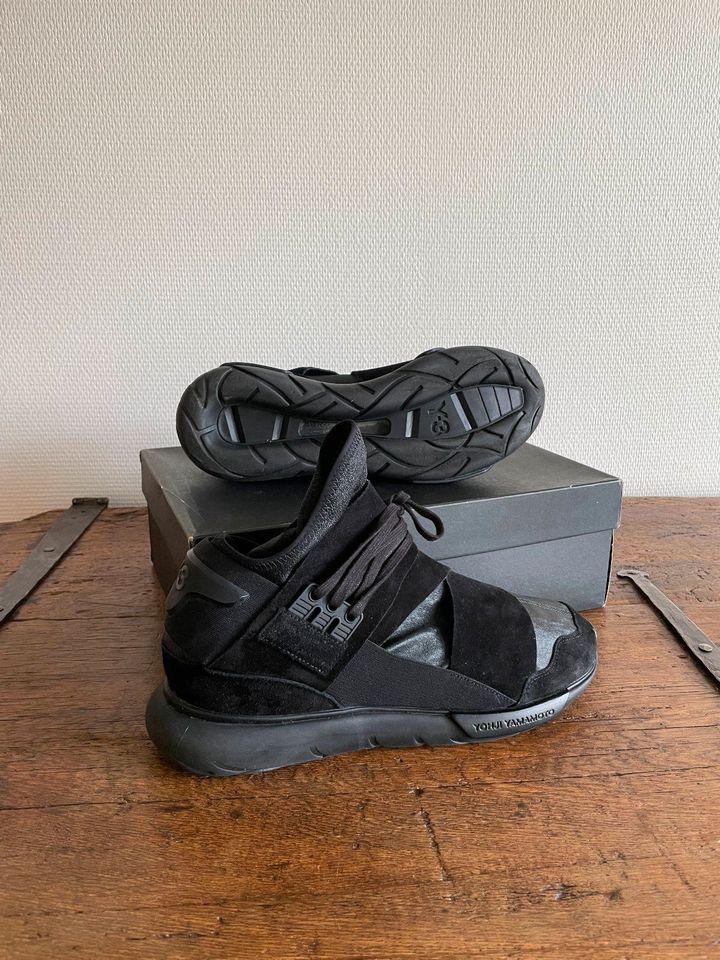 Y-3 Qasa High 'Triple Black' Herren Sneakers, Gr. 46 in Trier