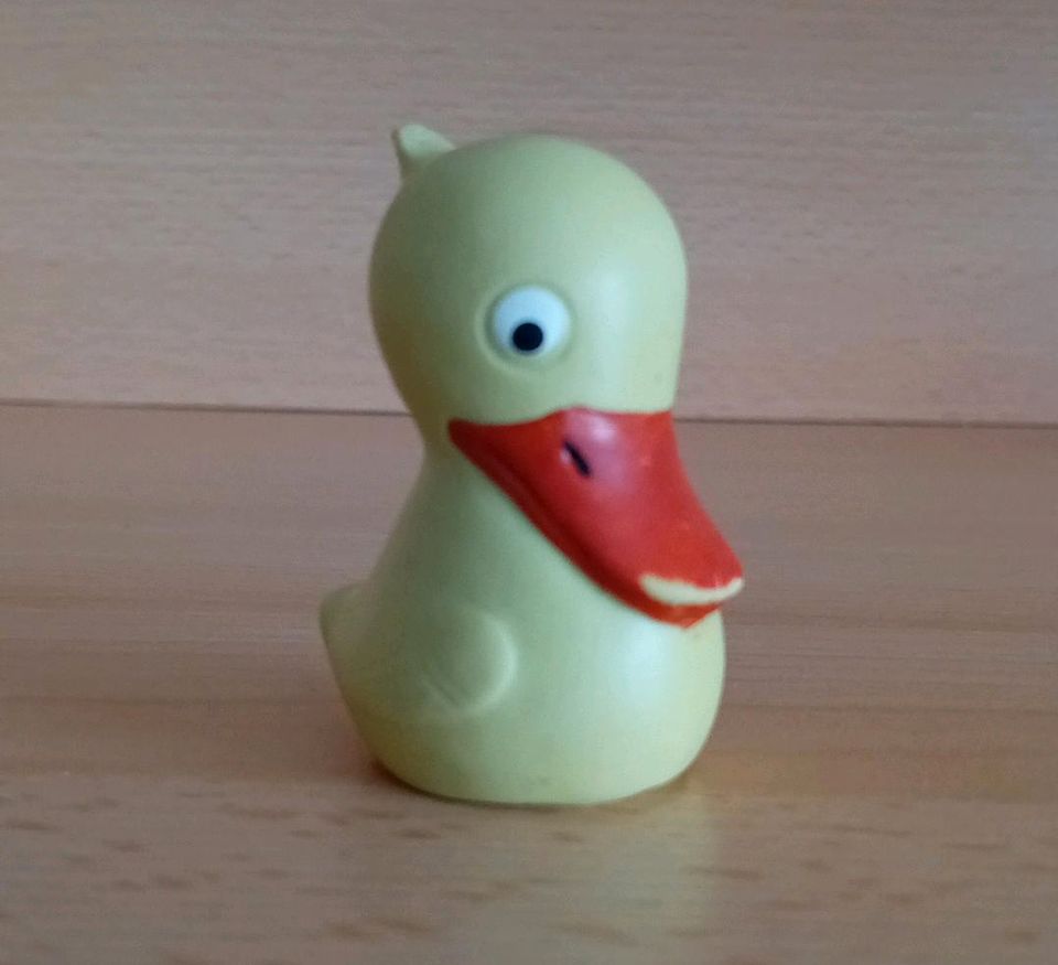 ✔️Kleine DDR Gummi Ente Tier Figur Spielzeug Retro in Lengenfeld Vogtland