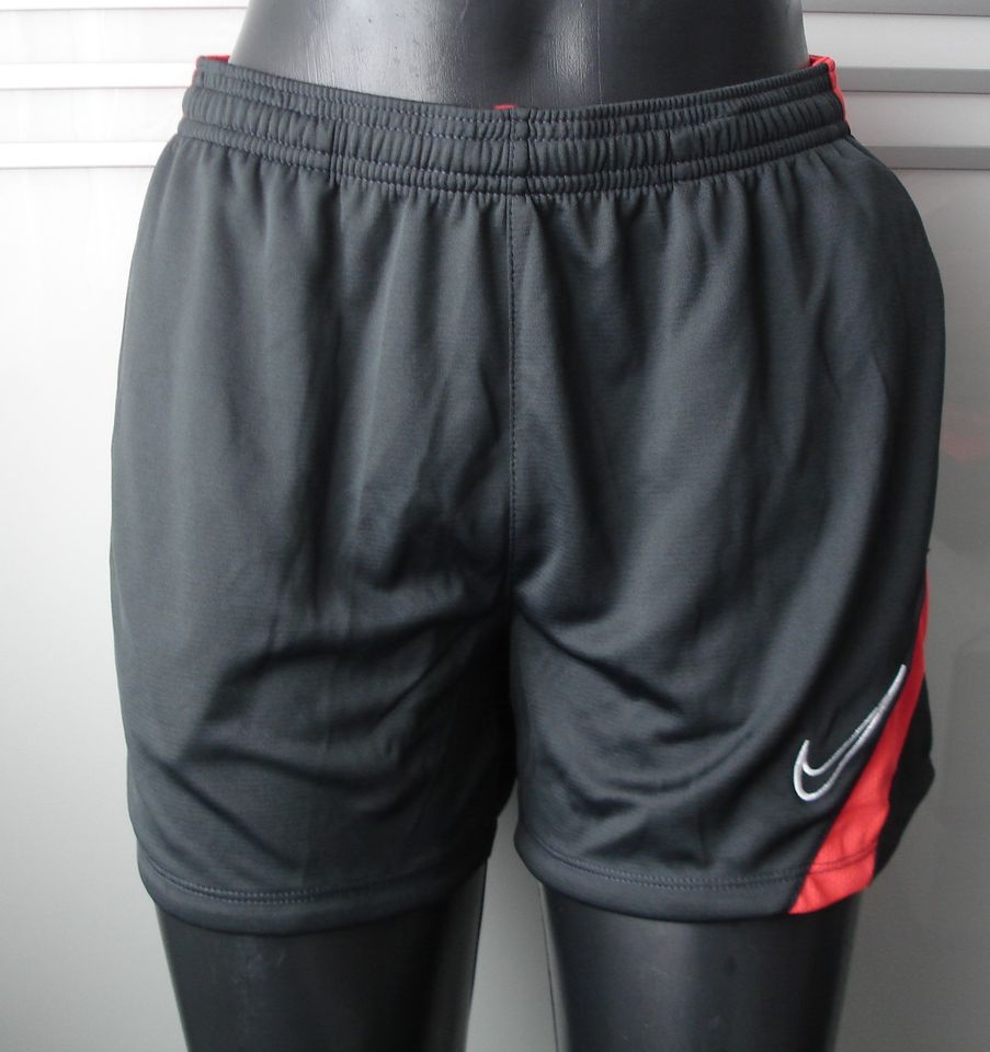 NIKE DRY FIT Laufhose Shorts ROT GRAU GR. S NEU in Oberhausen