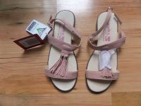 Neu mit Etikette Sandalen Schuhe Größe: 34 Mädchenschuhe Nordrhein-Westfalen - Marsberg Vorschau