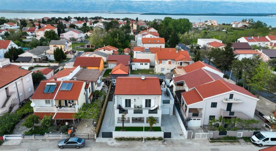 Ferienhaus Kroatien Zadar-Region mit Pool, Strandnähe 6+2 in Freudenstadt