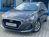 Hyundai i30 cw Passion*RCAM*PDC*KLIMA*SHZG*LENKHZG*TEMPO Nordrhein-Westfalen - Kerpen Vorschau