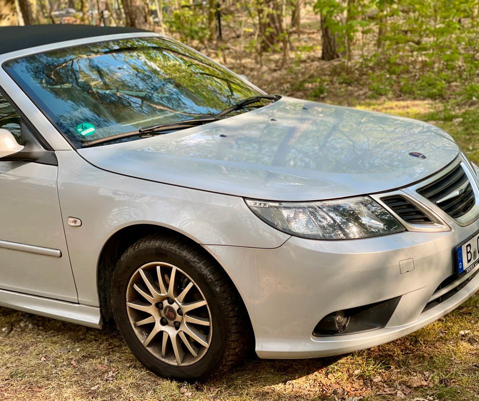 Saab 9-3 1,8t Vector Cabrio Automatik in Berlin