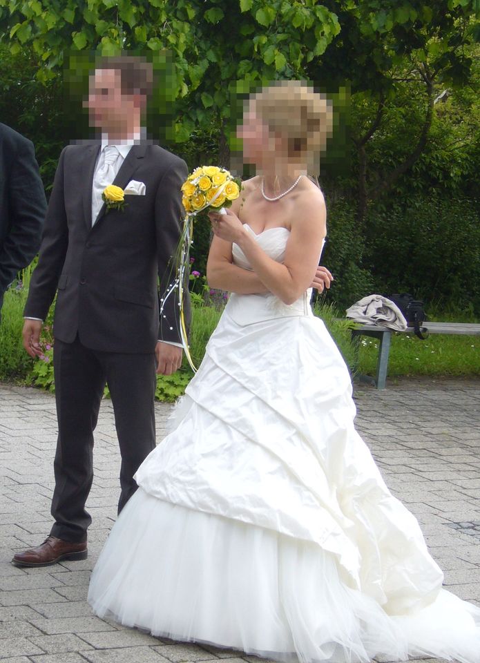 Hochzeitskleid Agnes Gr. 36 in Stegaurach