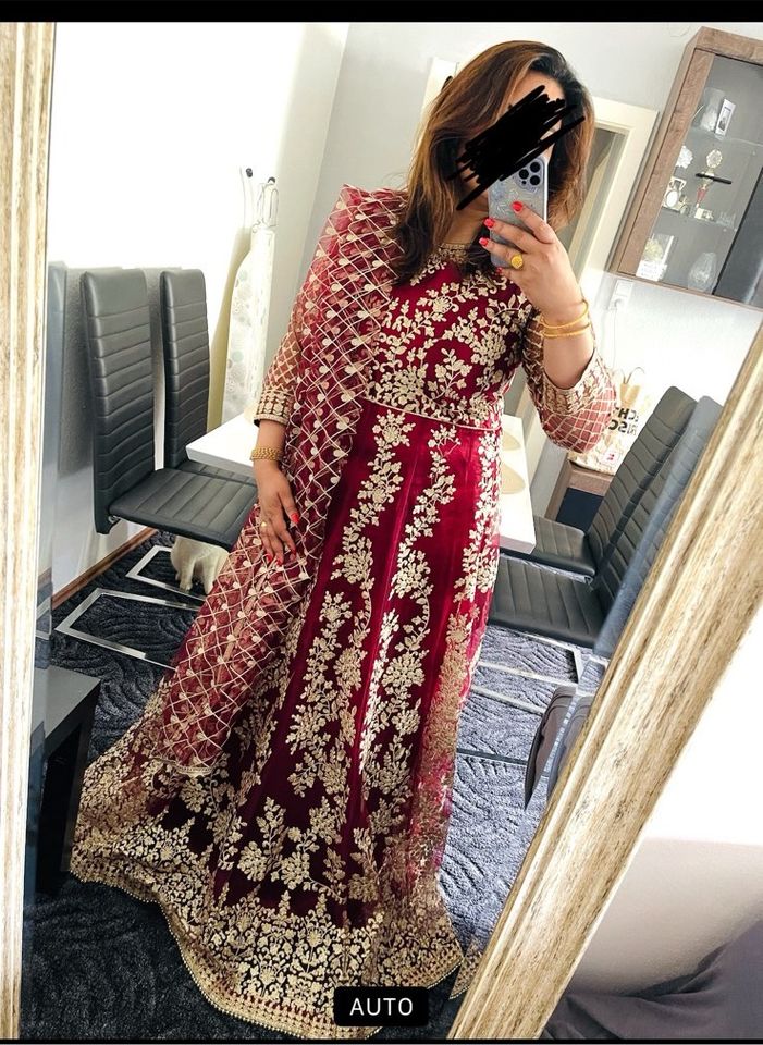 Pakistanische Kleid in Neu-Isenburg