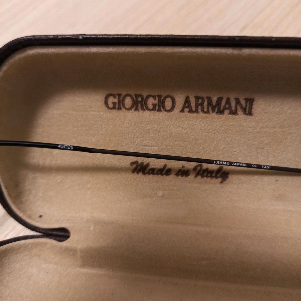Vintage Giorgio Armani 284 706 clip on sunglasses in Karlsfeld