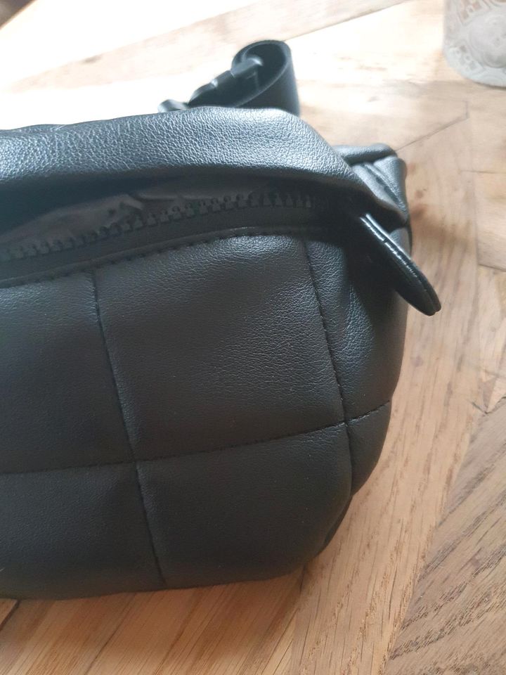 Bauchtasche Neu inkl. Versand in Ankum