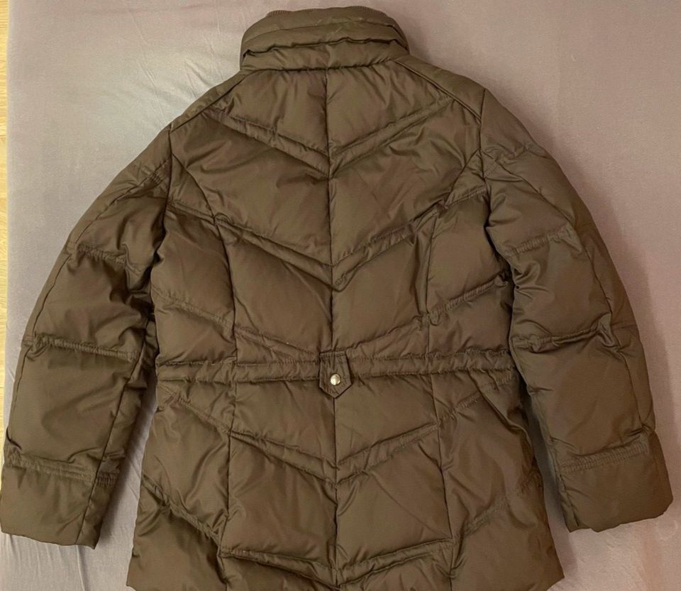 S Oliver Daunenjacke braun 50 % Daune/50% Feder - wie neu in Friedberg (Hessen)