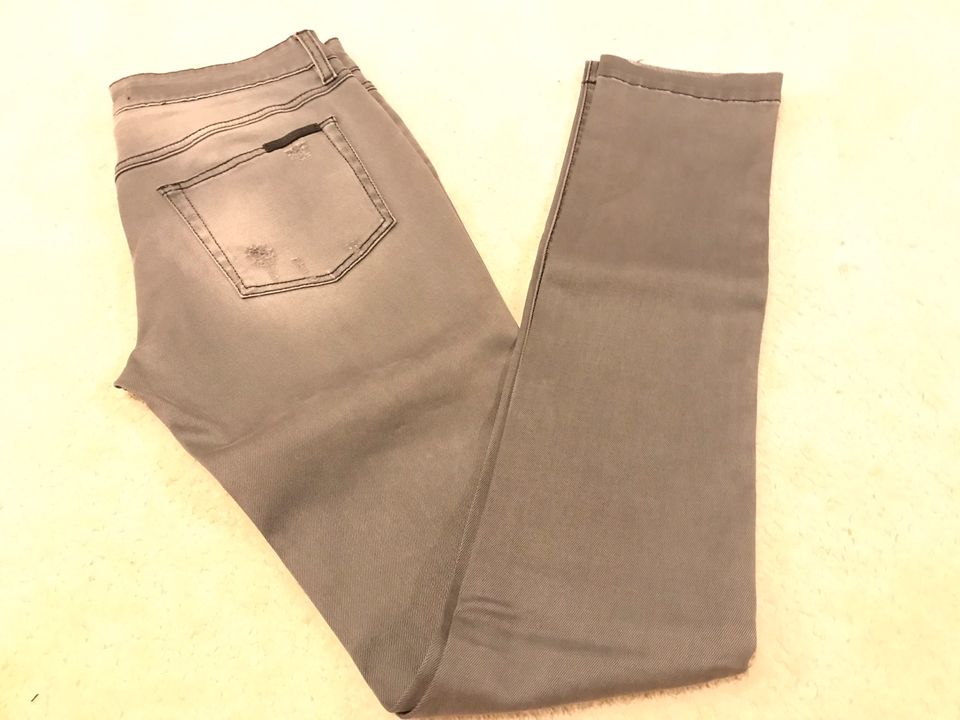 DOLCHE&GABBANA Jeans W28 Italy I42 grau Original Neu Damen in Leimen