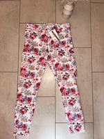 neue Skinny Jeans mit Blumenmuster Asos Kr. München - Garching b München Vorschau