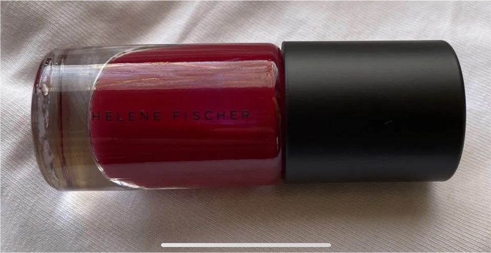 Helene Fischer Nagellack Rot in Freilassing