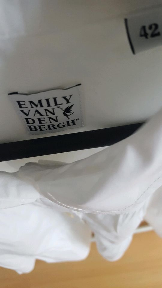Bluse Emily van den Bergh, 100 % BW, weiß in Frankfurt am Main