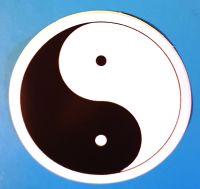 Yin und Yang Aufkleber Sticker Durchmesser ca. 9,8 cm Hessen - Wiesbaden Vorschau