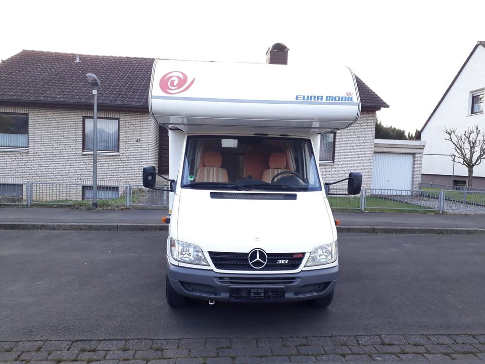 Mercedes-Benz Euro Mobil activa Alkoven in Northeim