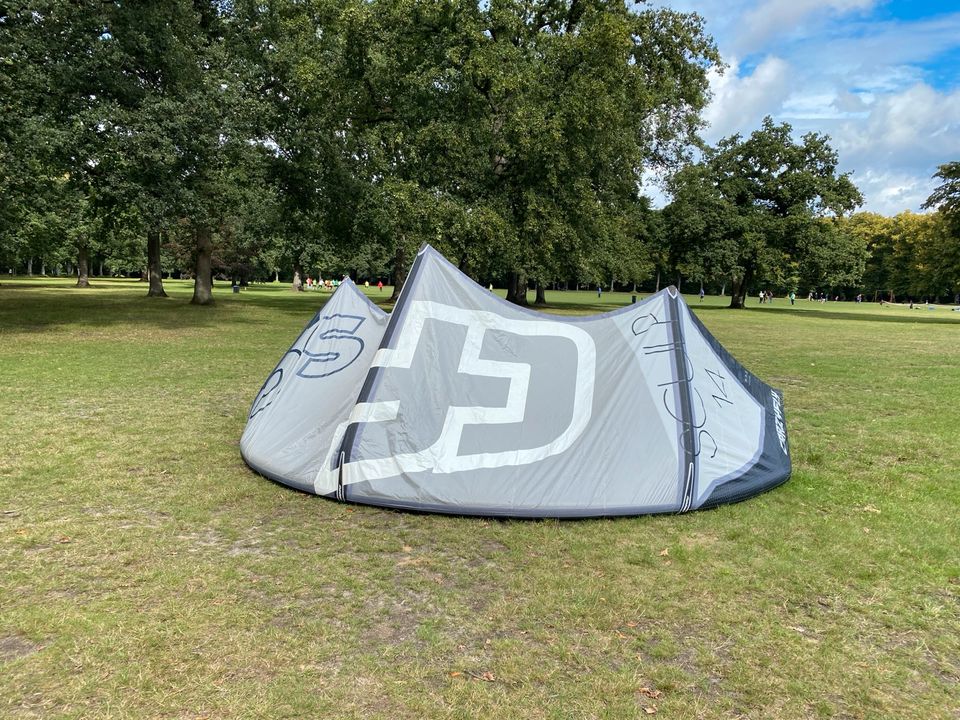 Kite Crazyfly 14qm mit Bar in Hamburg