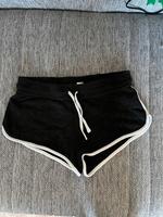Schwarze Shorts von H&M Hessen - Schotten Vorschau
