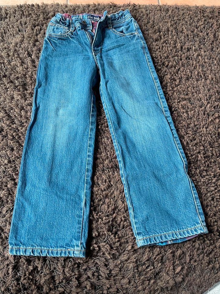 Miniboden Jeans gefüttert 6J in Nürnberg (Mittelfr)