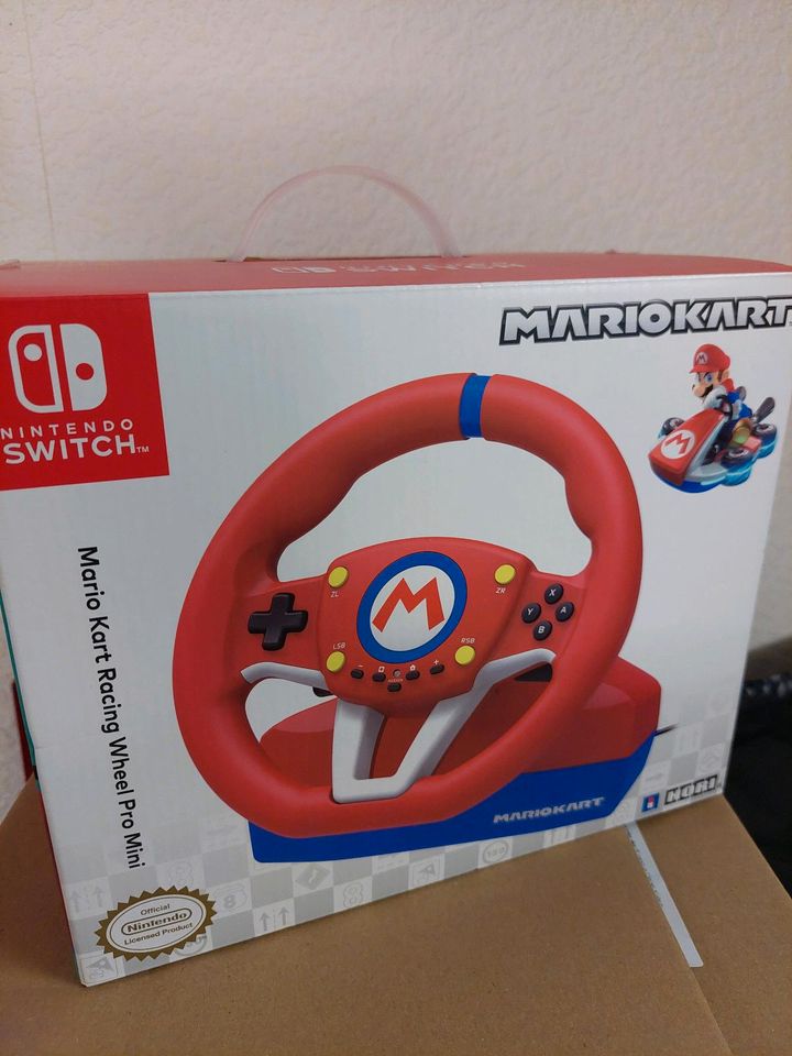 Nintendo Switch Mario Kart Racing Wheel Pro Mini in Schieder-Schwalenberg