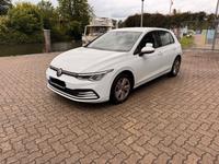 Volkswagen Golf 2.0 TDI/Golf 8/TÜV neu/Anhängerkupplung Niedersachsen - Buxtehude Vorschau