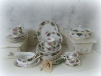 Tafelservice Royal Albert bone china berkeley Suppentassen Teller Niedersachsen - Varel Vorschau