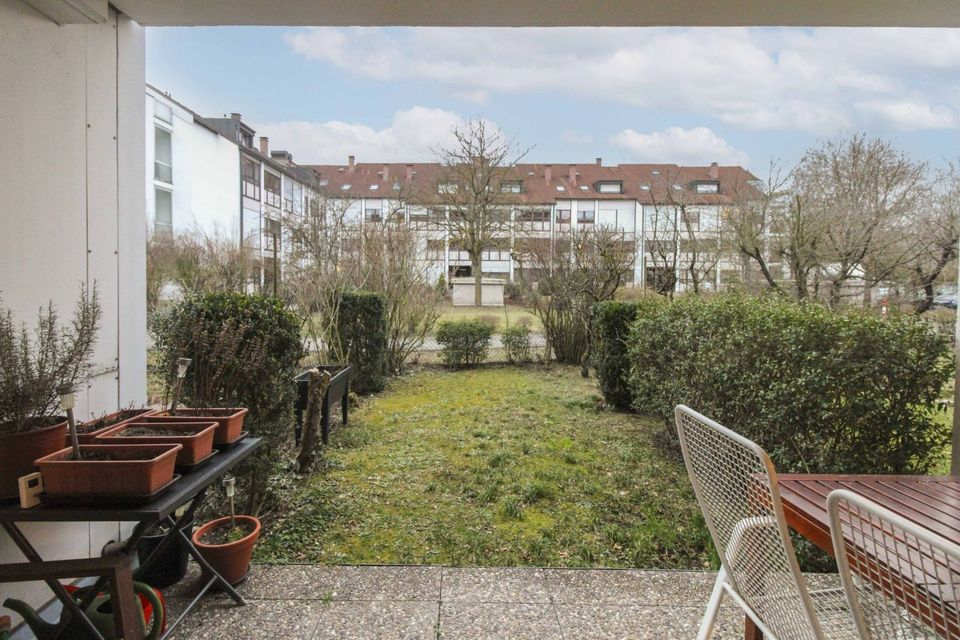 Greifen Sie zu! Gepflegte Erdgeschosswohnung mit Garten, Terrasse und Garage in Würzburg