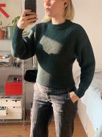 Waldgrüner Pulli von &other Stories Berlin - Mitte Vorschau