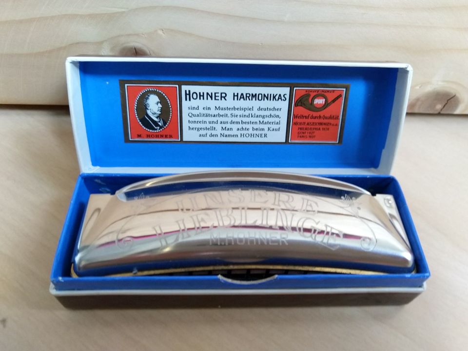 Hohner Mundharmonika Unsere Lieblinge 6196/28G in Woltersdorf