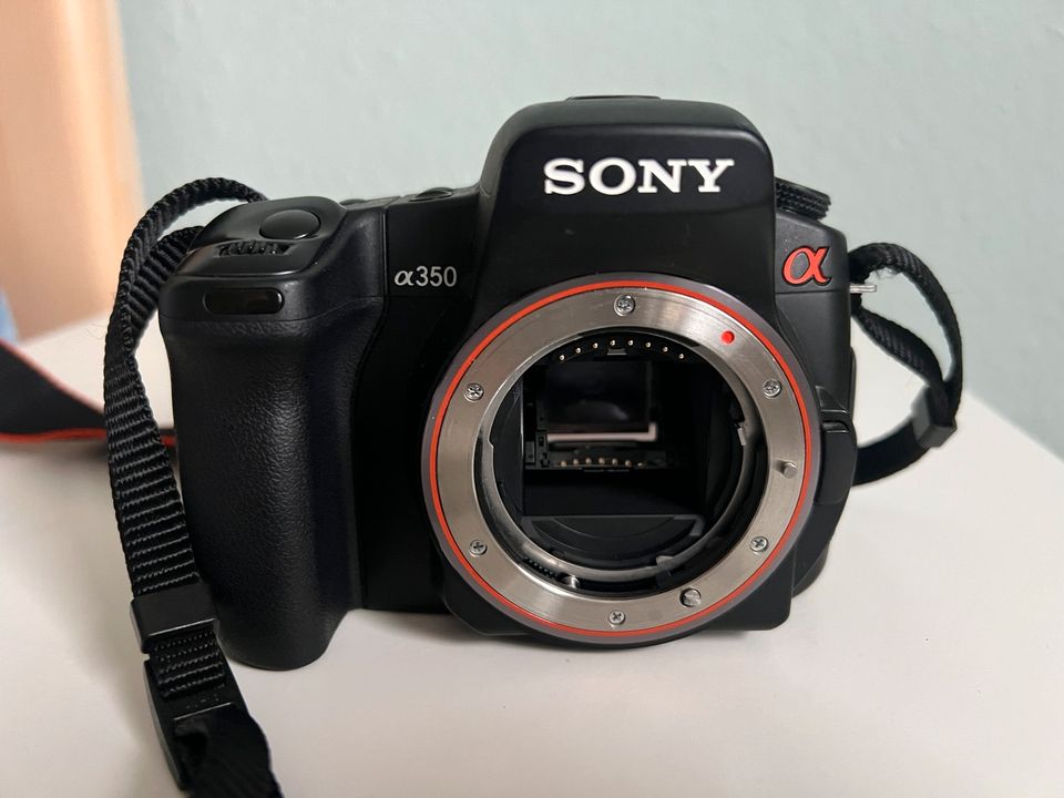 Sony Alpha 350 inkl. Akku und Ladegerät in Frankenberg (Sa.)