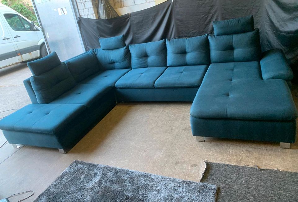 Lieferung U Sofa Couch Schlaffunktion Top Wohnlandschaft Modern in Berlin